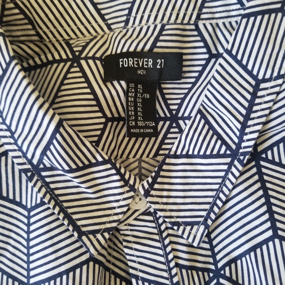 Mens xl forever 21 button up shirt NWT
